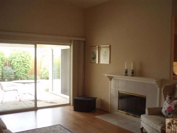 5th image of 52340 Eisenhower Dr