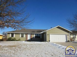 3718 SW Arvonia Pl, Topeka, KS 66610