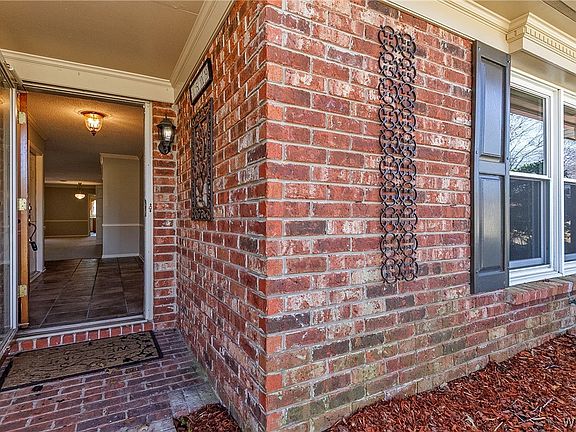 4th image of 1509 Bellingrath Dr