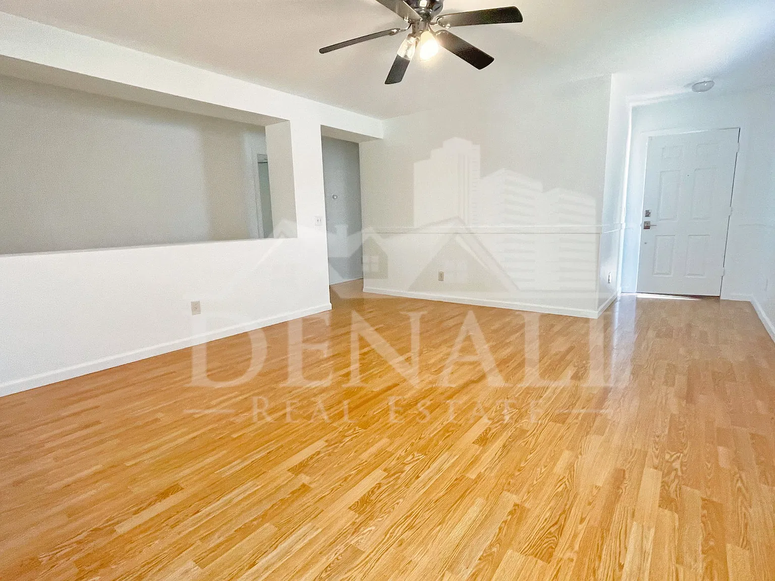 3 bed, 2.0 bath, 1373 sqft, $2,095 — Photo 4
