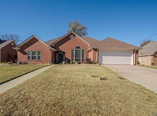 2805 Mohawk St, Longview, TX 75605