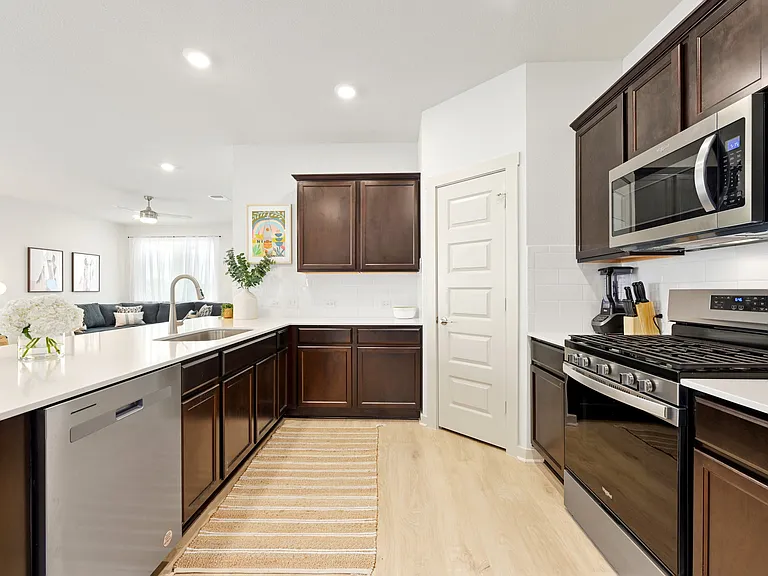 2300 Ranier Ct — Photo 4