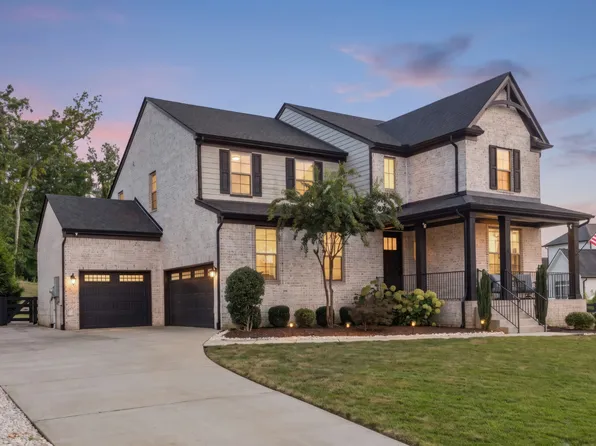 648 Dunmeyer Ct, Nolensville, TN 37135