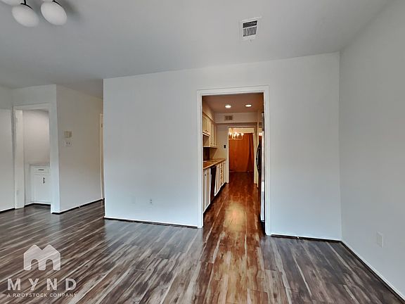 4th image of 5810 Langfield Rd