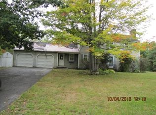 105 Lincoln Ave, Ashburnham, MA 01430