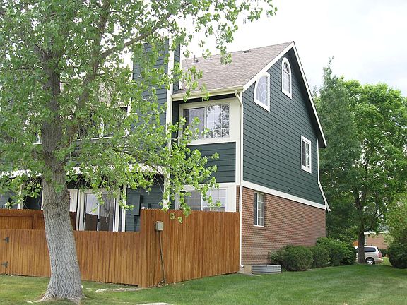 Rear bordering green space