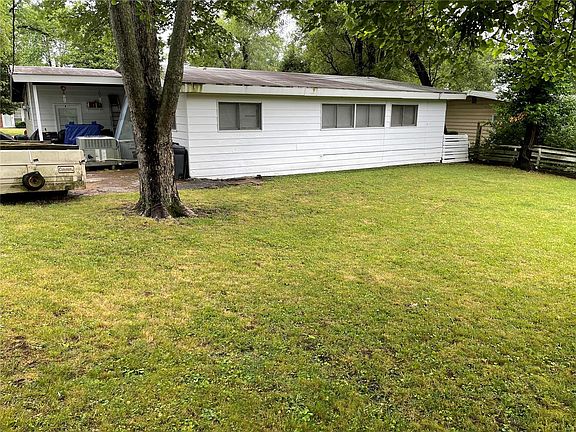 2nd image of 8313 Woodhurst Dr