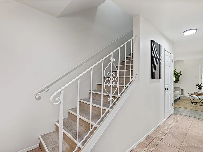 1470 Creekside Dr #17 — Photo 21
