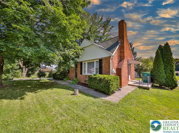 795 Krocks Ct, Allentown, PA 18106