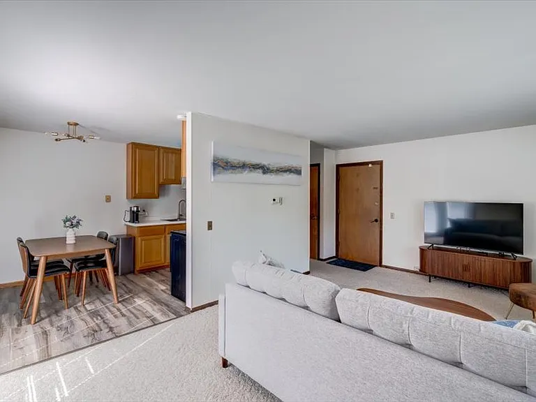 7203 Fortune Dr #3 — Photo 6