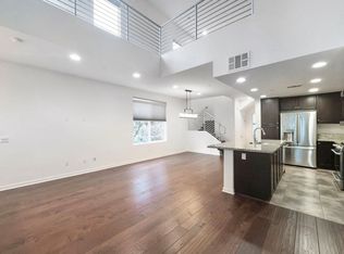 535 Rockefeller, Irvine, CA 92612