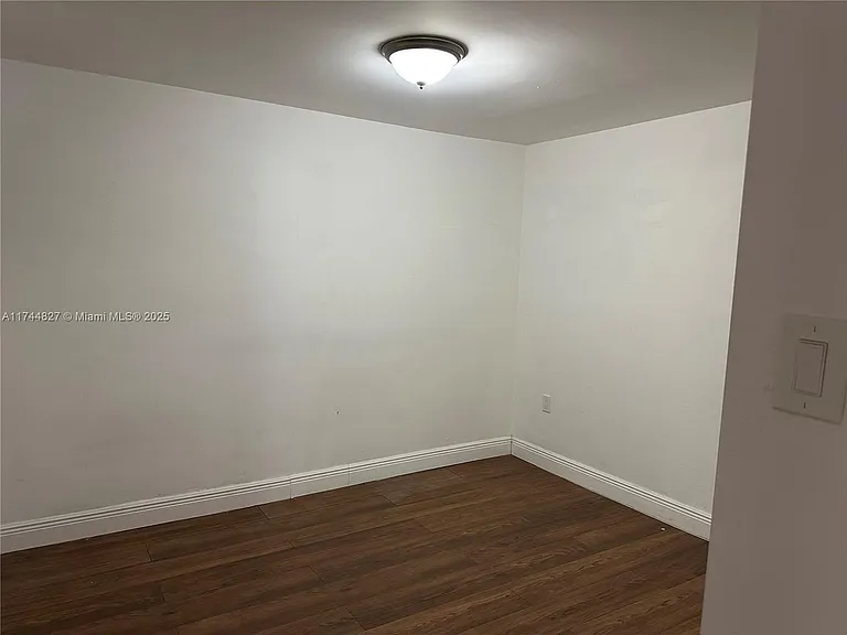399 NW 72nd Ave #310 — Photo 9