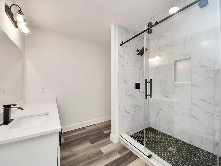 7826 Maverick Trace Ln — Photo 21
