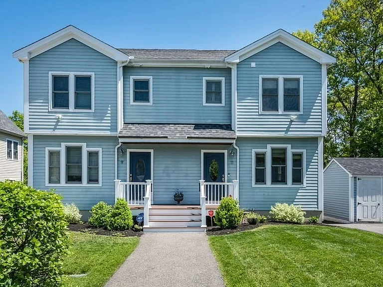 11 Crestview Rd #11 — Photo 1