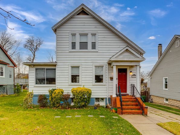 3311 Beverly Rd