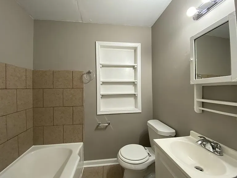 3842 Vanuys Rd — Photo 2