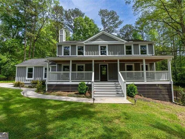 102 Cockspur Ct, Peachtree City, GA 30269