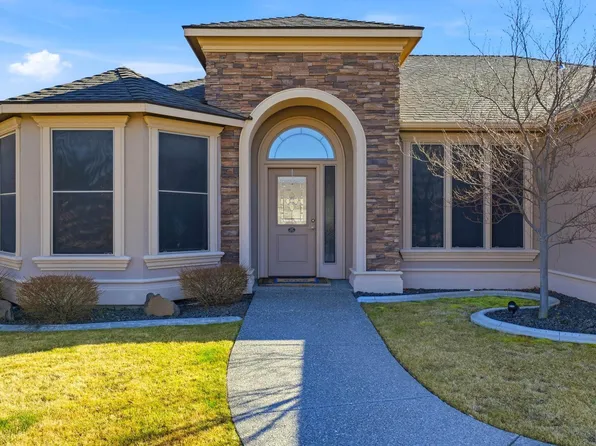 2296 Copperleaf St, Richland, WA 99354