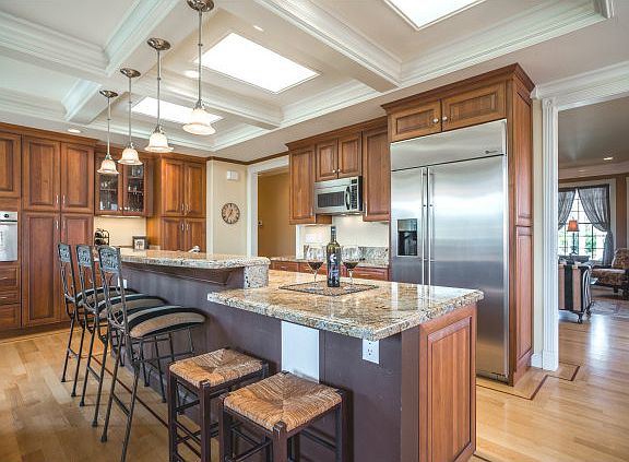 4th image of 5218 Yorkton Way