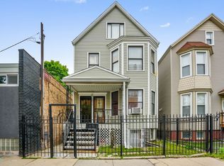 2832 N Woodard St, Chicago, IL 60618
