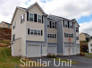 15 Mountain View Dr, Lebanon, NH 03766