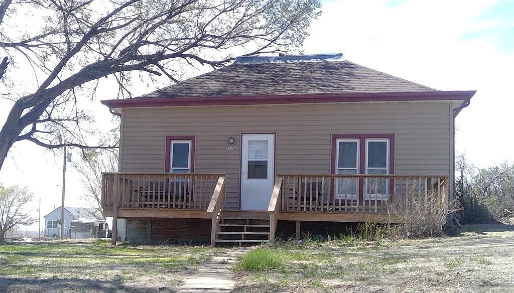 112 W. 10th St. (Arby's house) - 1 — Photo 1