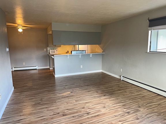 5th image of 645 Manhattan Pl #Top