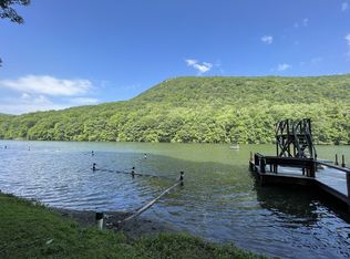 15 Locust Dr #A, Cold Spring, NY 10516