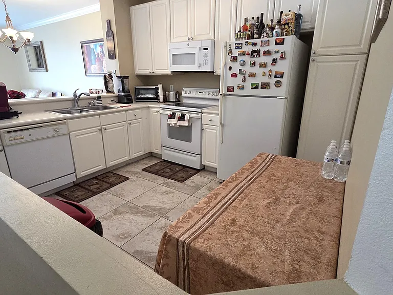 9664 Porta Leona Ln — Photo 3