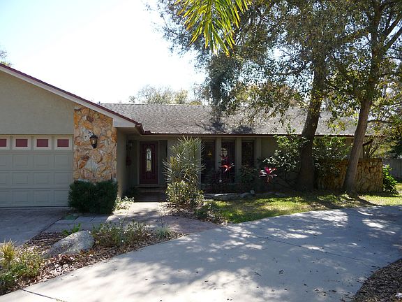 Entry from circle drive