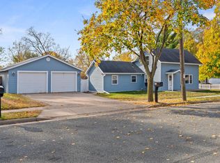 506 Hickory St, Onalaska, WI 54650