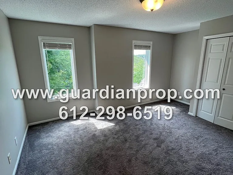 7303 Hidden Valley Ln S — Photo 18