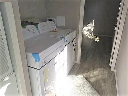 5th image of 915 Cottonwood Cir