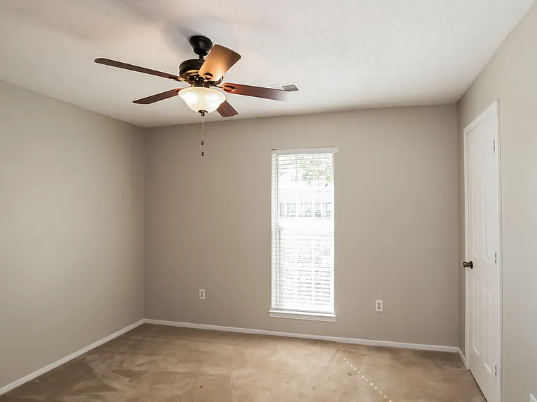 10378 Yates Dr — Photo 9