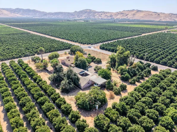 45625 Road 128, Orange Cove, CA 93646