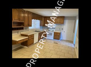 715 Cherokee Trl, Rossville, GA 30741
