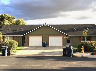 2960 SW 24th Ct, Redmond, OR 97756