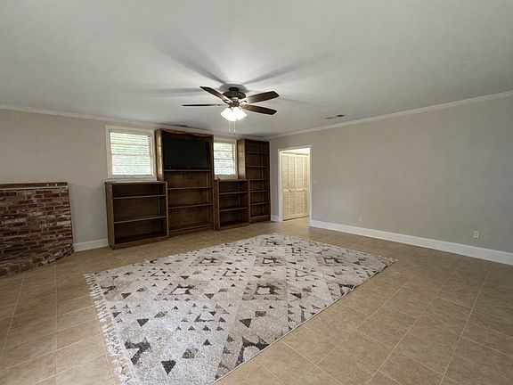 3rd image of 102 Ashley St