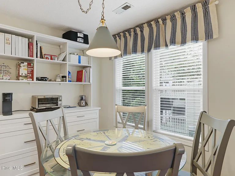 3350 Club Villas Dr #1103 — Photo 11