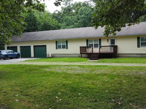 4135 Canal Rd, Edwardsville, IL 62025