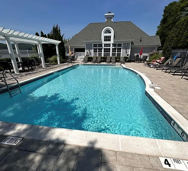 213 Riverview Dr — Photo 18