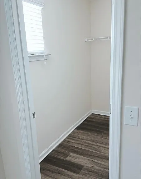 604 Majestic Dr — Photo 37