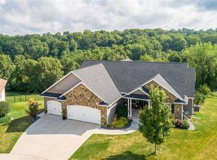 4717 Hay Field Ct SW, Cedar Rapids, IA 52404