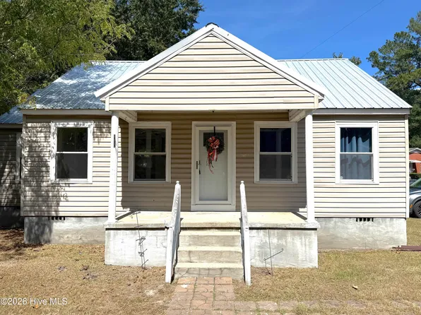 707 E Broad Street, Elizabethtown, NC 28337