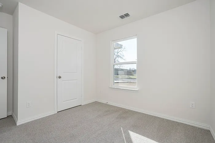 2327 Jodi Ln — Photo 5