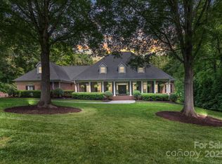 4920 Parview Dr S, Charlotte, NC 28226