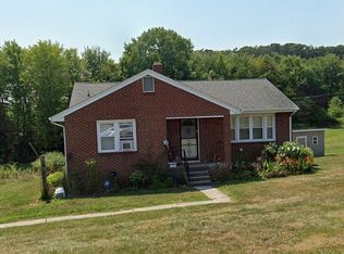 4417 Ballard Red Sulphur Pkwy, Ballard, WV 24918