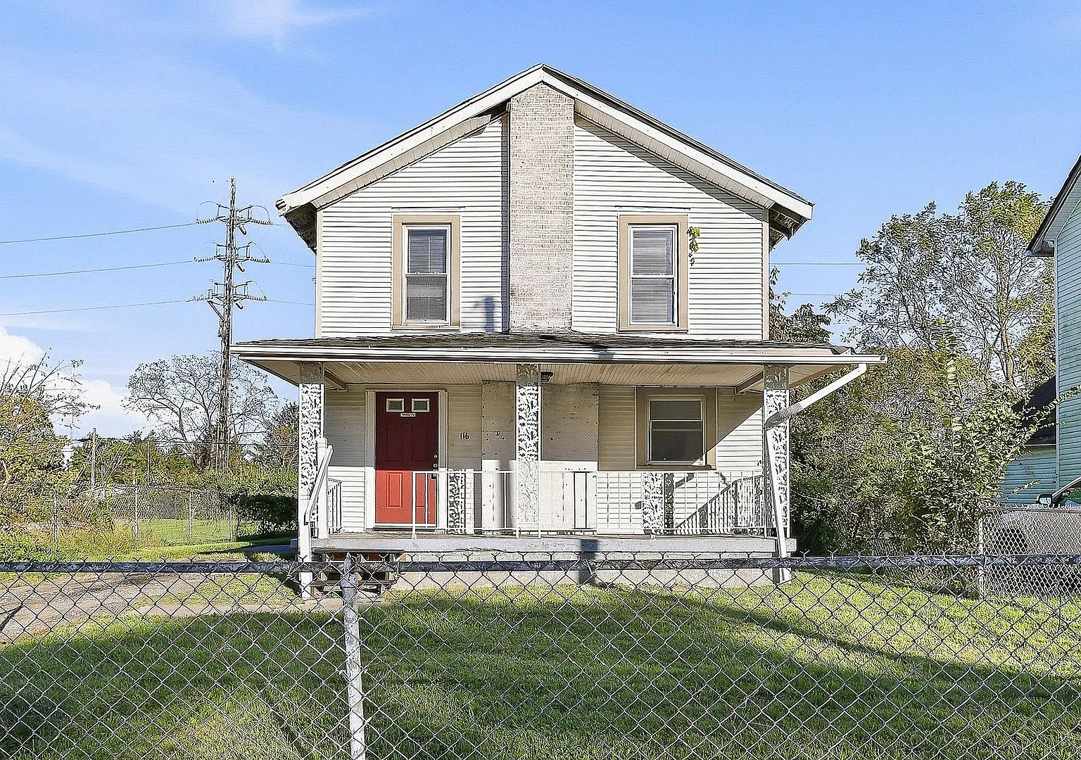 3 Bed 1 Bath Single Home in Dayton! — Photo 1