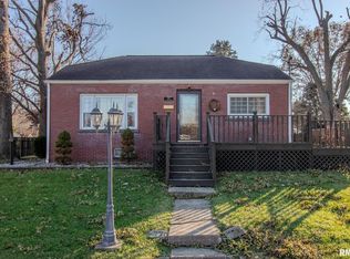 702 W Jones St, West Frankfort, IL 62896