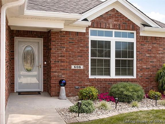 2nd image of 606 Kingsbury Court